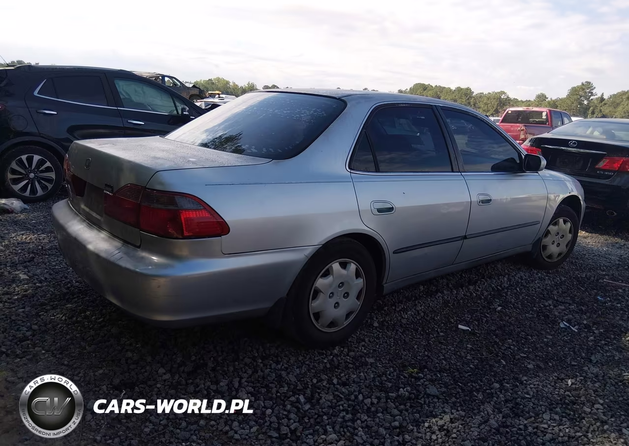 1998 Honda Accord Sdn Lx VIN:1HGCG5644WA186839 - 4