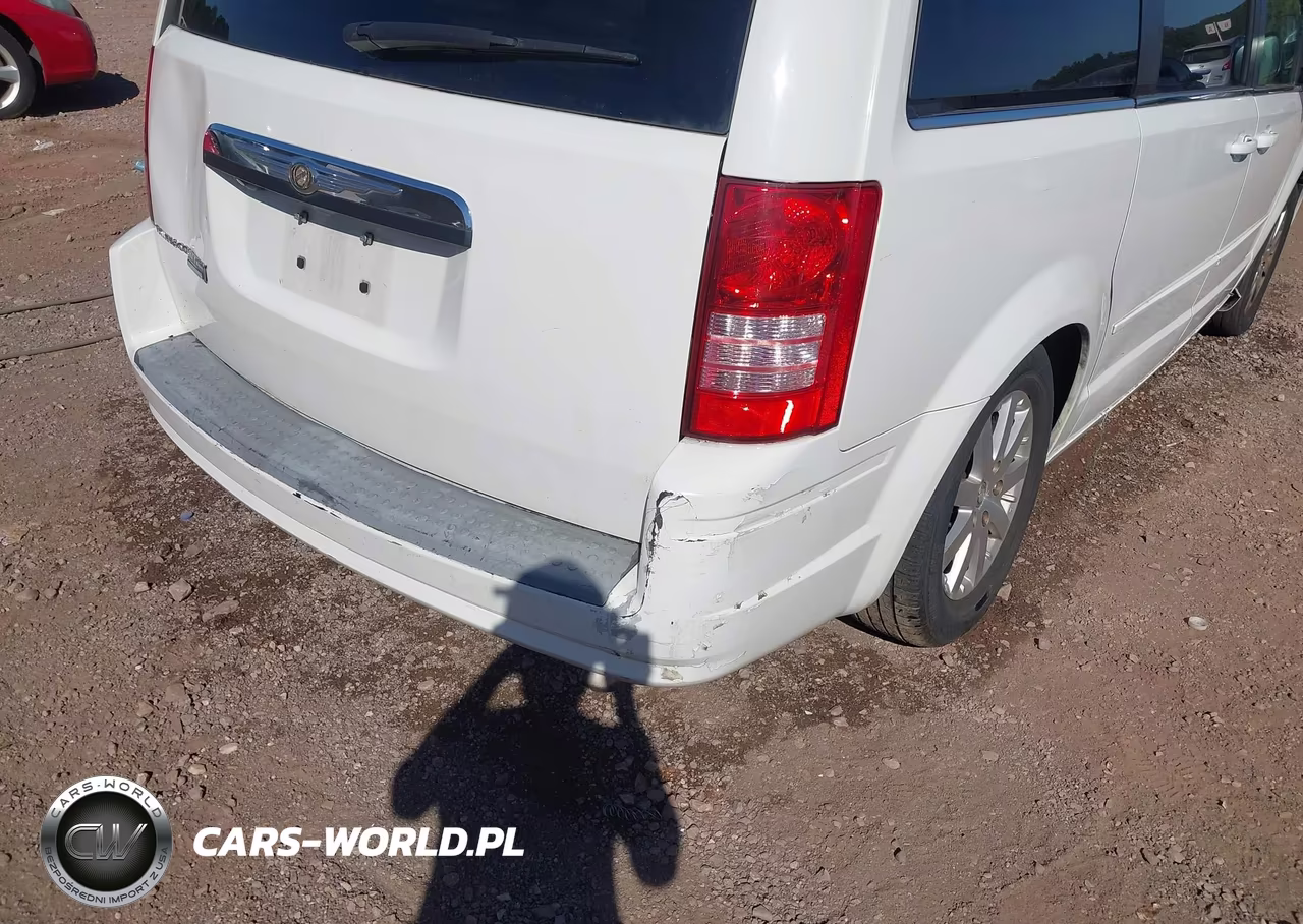 2008 Chrysler Town & Country Touring VIN:2A8HR54P28R607766 - 13
