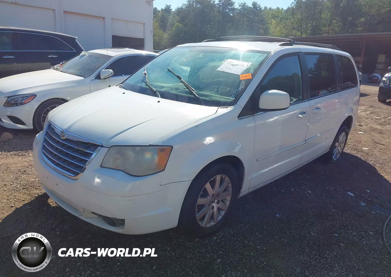 2008 Chrysler Town & Country Touring VIN:2A8HR54P28R607766 - 2