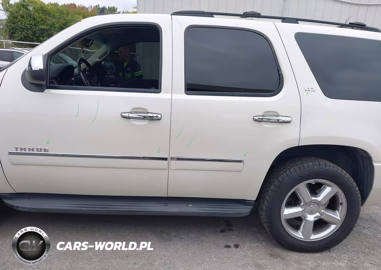 2014 Chevrolet Tahoe Ltz VIN:1GNSKCE09ER109337 - 14