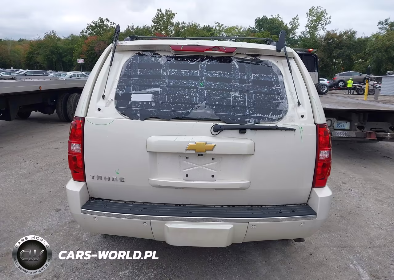 2014 Chevrolet Tahoe Ltz VIN:1GNSKCE09ER109337 - 16