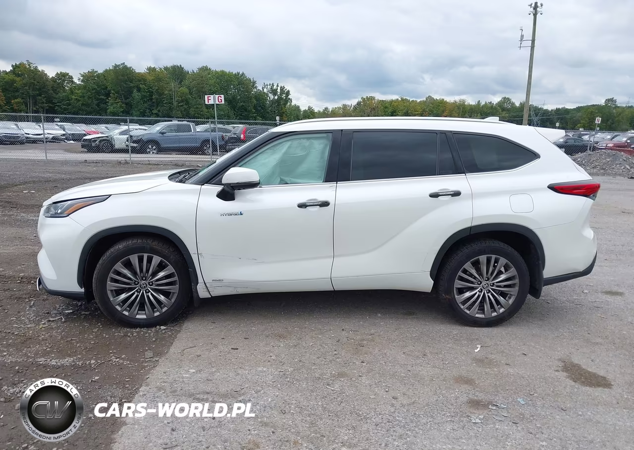 2021 Toyota Highlander Hybrid Platinum VIN:5TDEBRCH9MS016447 - 14