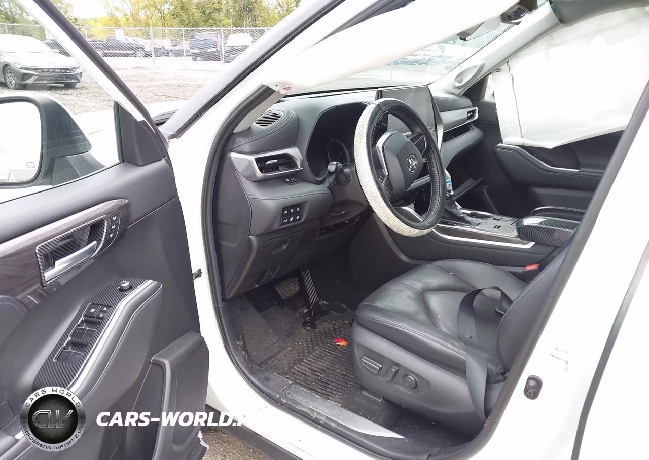 2021 Toyota Highlander Hybrid Platinum VIN:5TDEBRCH9MS016447 - 5