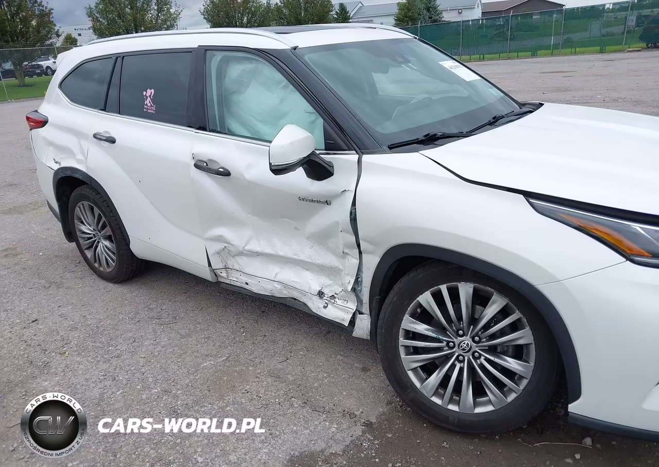 2021 Toyota Highlander Hybrid Platinum VIN:5TDEBRCH9MS016447 - 6
