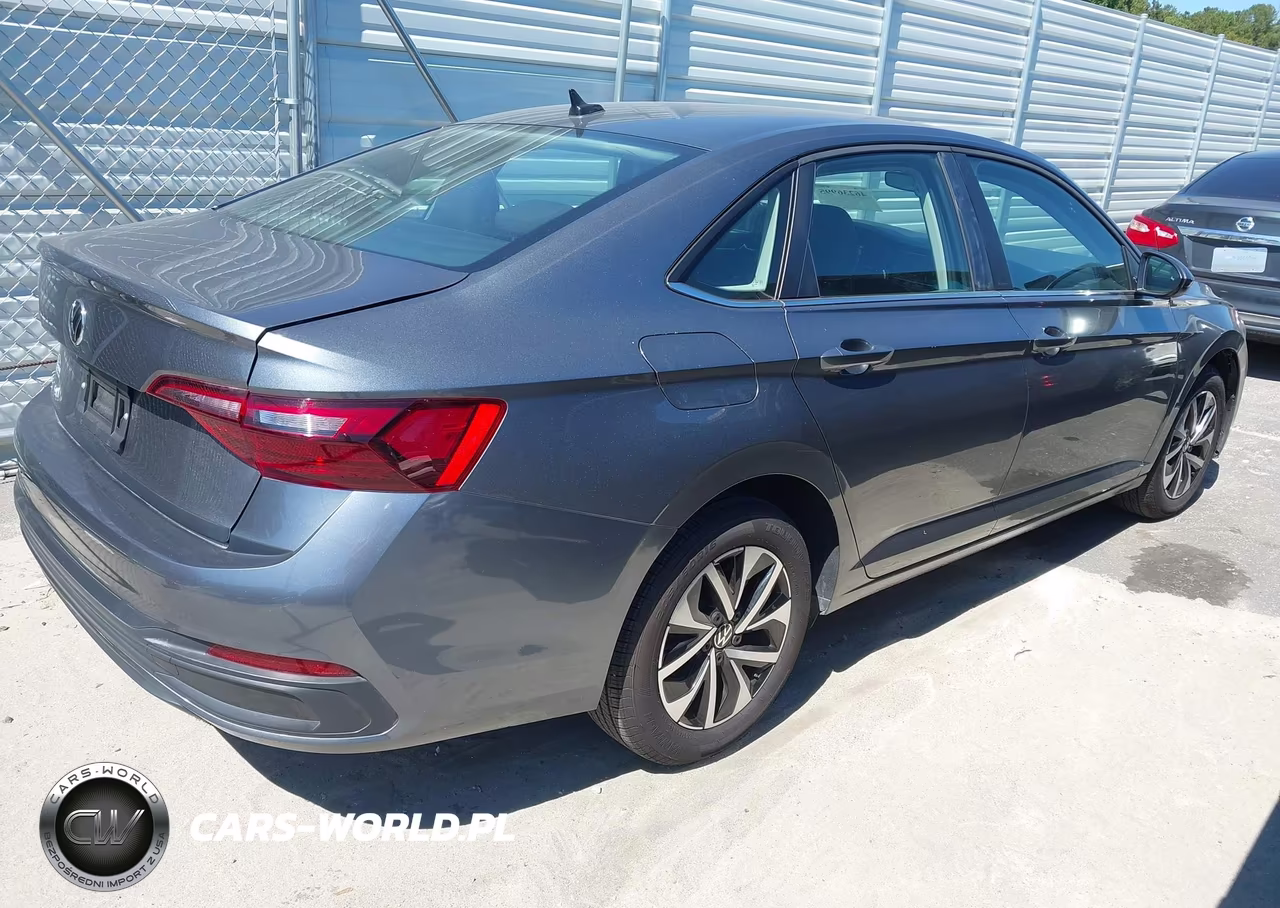 2024 Volkswagen Jetta S VIN:3VW5M7BU5RM024630 - 4