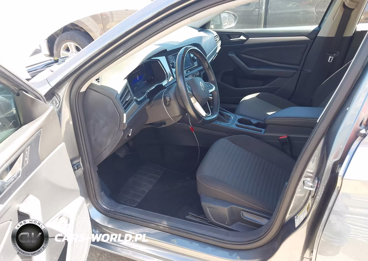 2024 Volkswagen Jetta S VIN:3VW5M7BU5RM024630 - 5