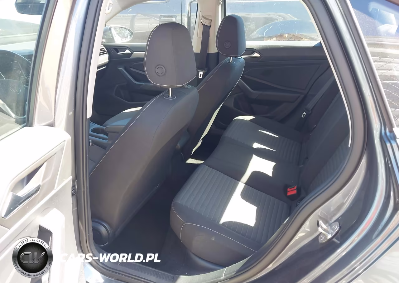 2024 Volkswagen Jetta S VIN:3VW5M7BU5RM024630 - 8