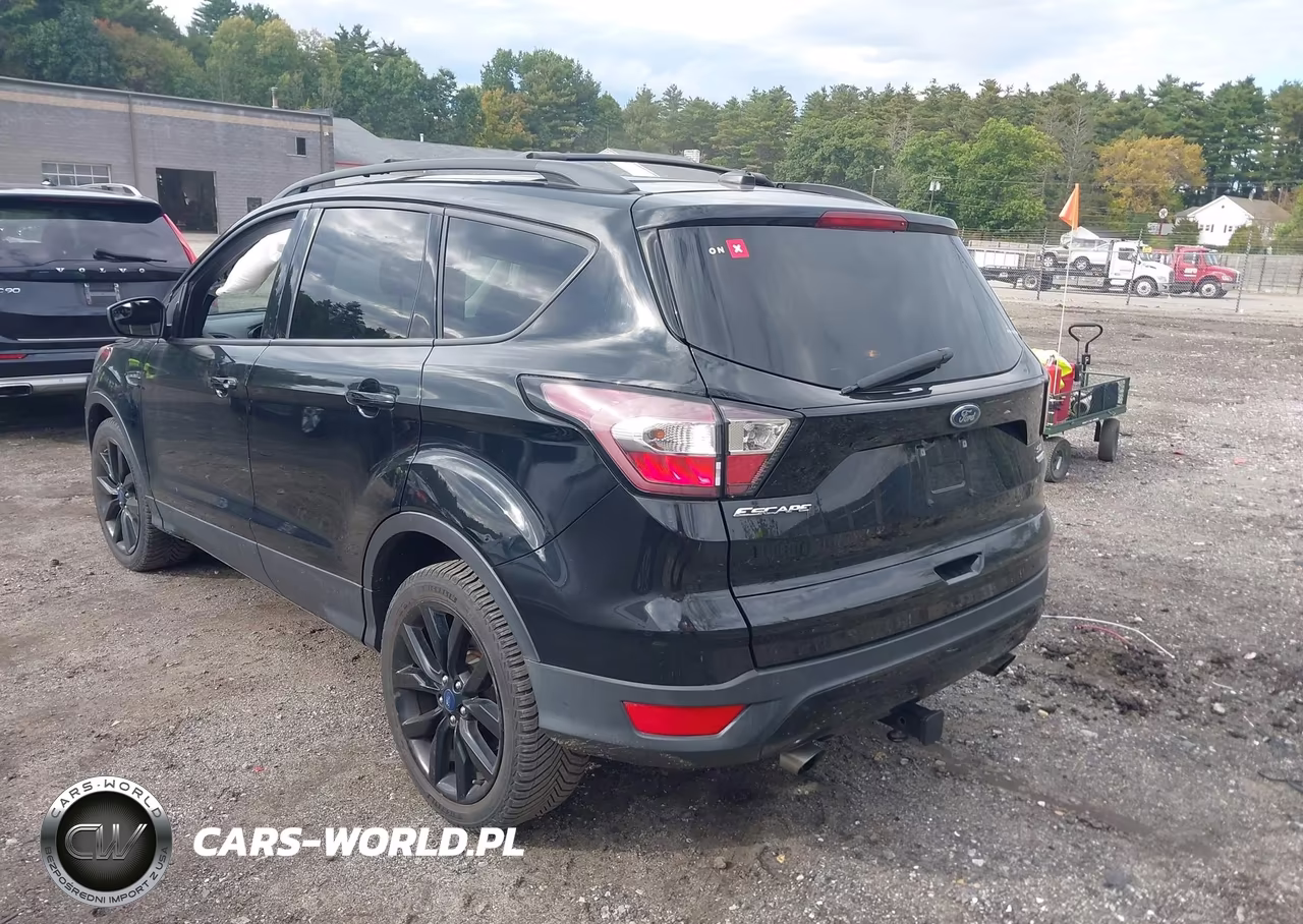 2017 Ford Escape Se VIN:1FMCU9GD5HUD90320 - 3