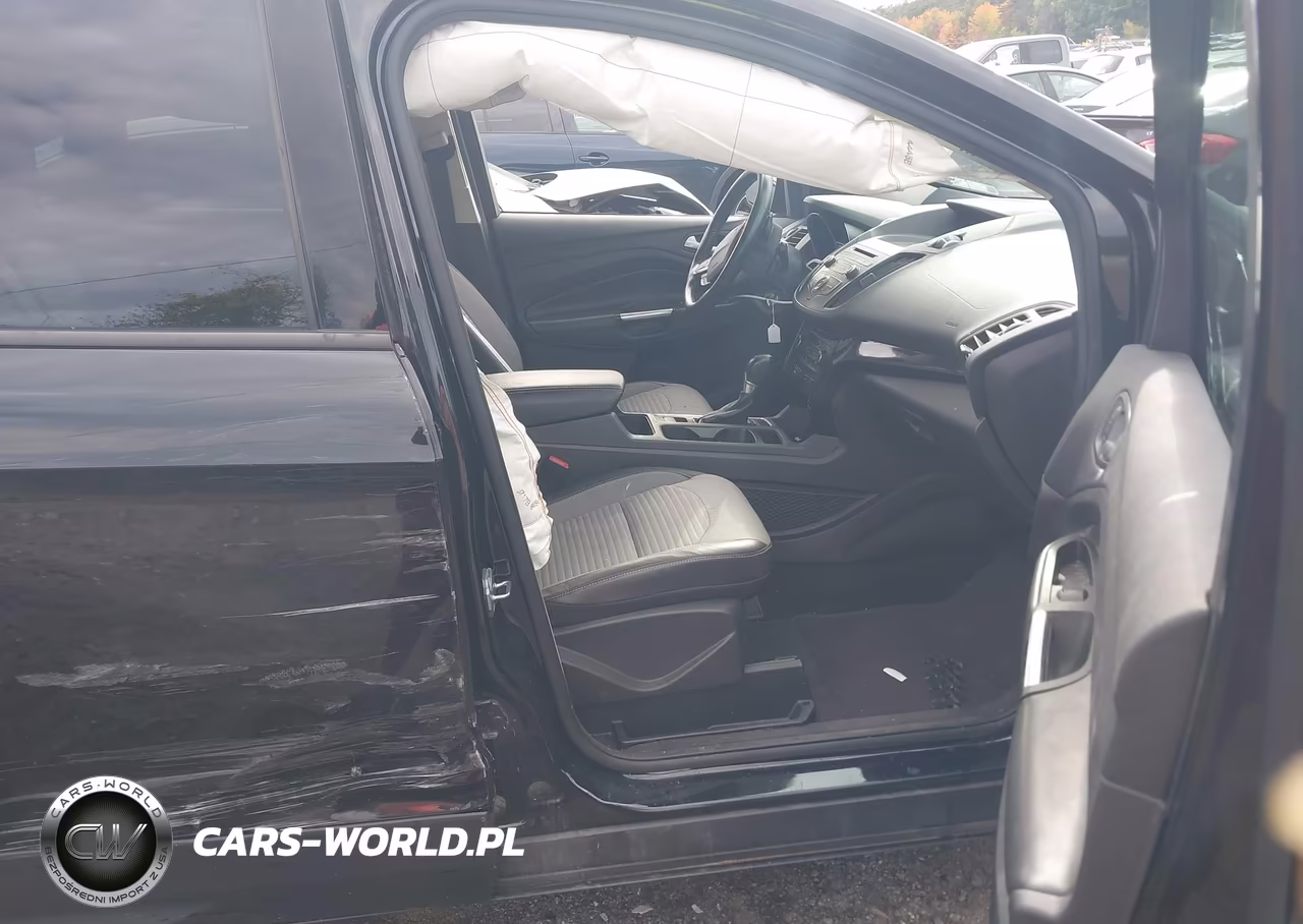 2017 Ford Escape Se VIN:1FMCU9GD5HUD90320 - 5