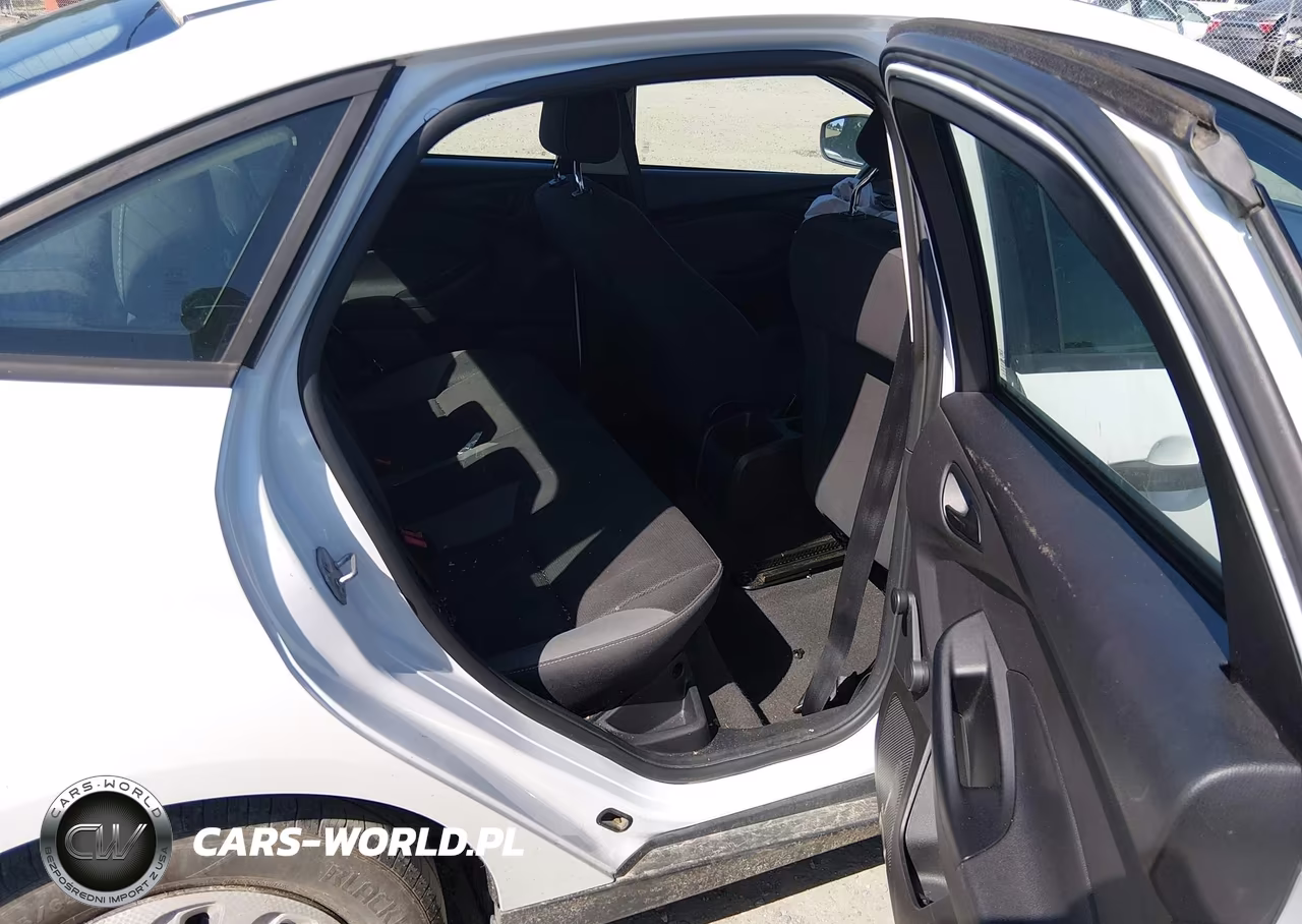 2013 Ford Focus S VIN:1FADP3E2XDL379642 - 8