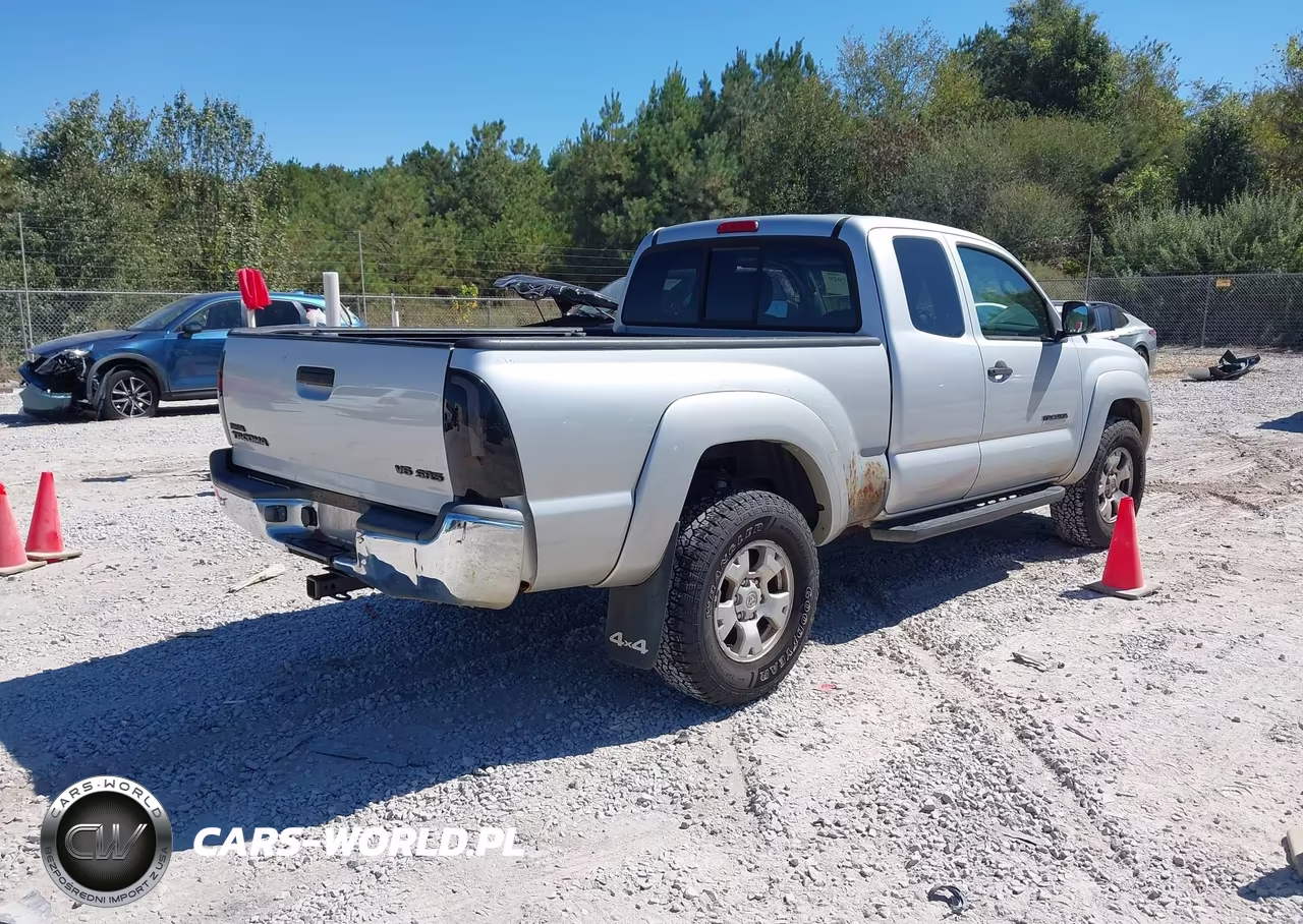 2007 Toyota Tacoma Base V6 VIN:5TEUU42N77Z444704 - 4