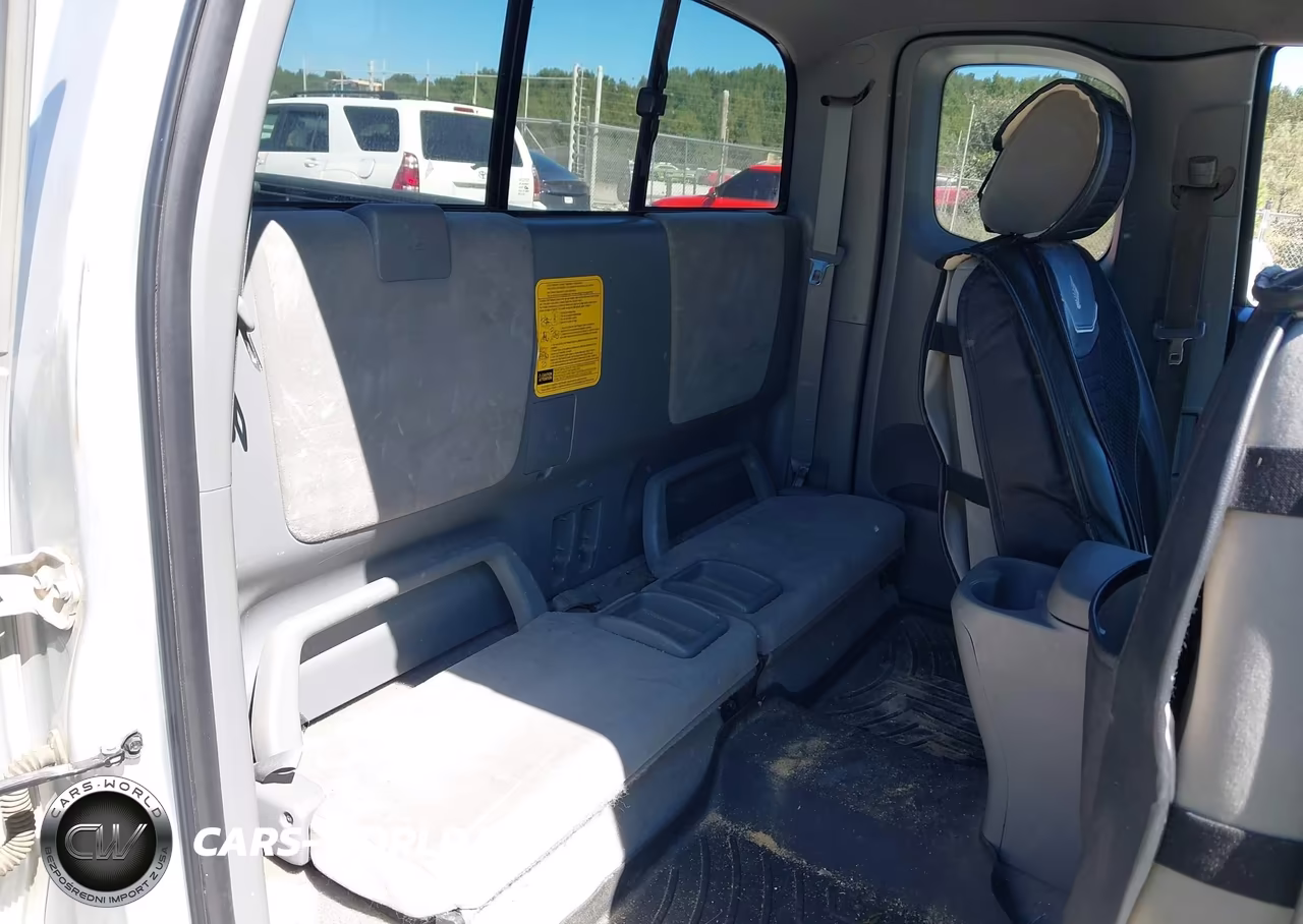 2007 Toyota Tacoma Base V6 VIN:5TEUU42N77Z444704 - 8