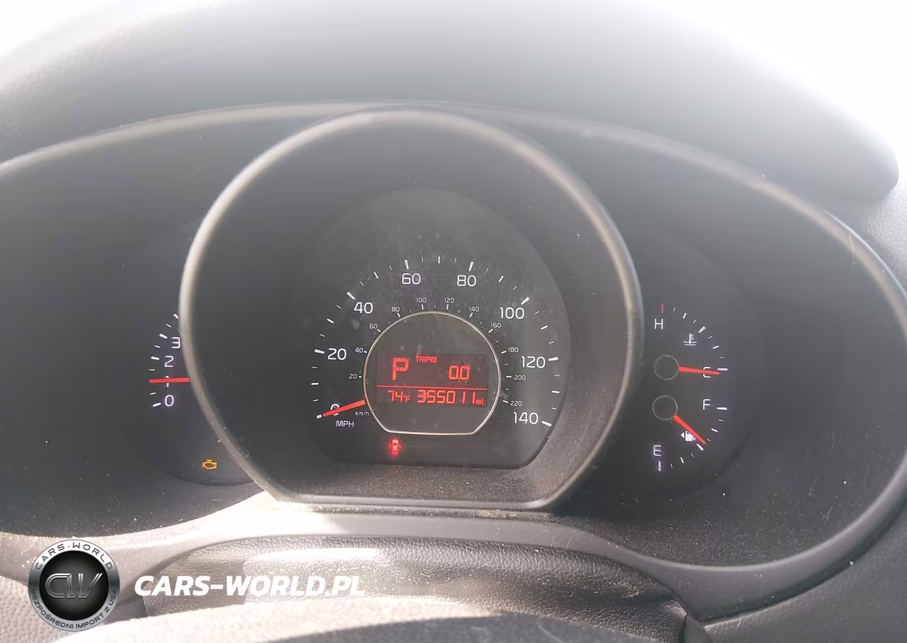 2014 Kia Soul VIN:KNDJN2A22E7716866 - 7