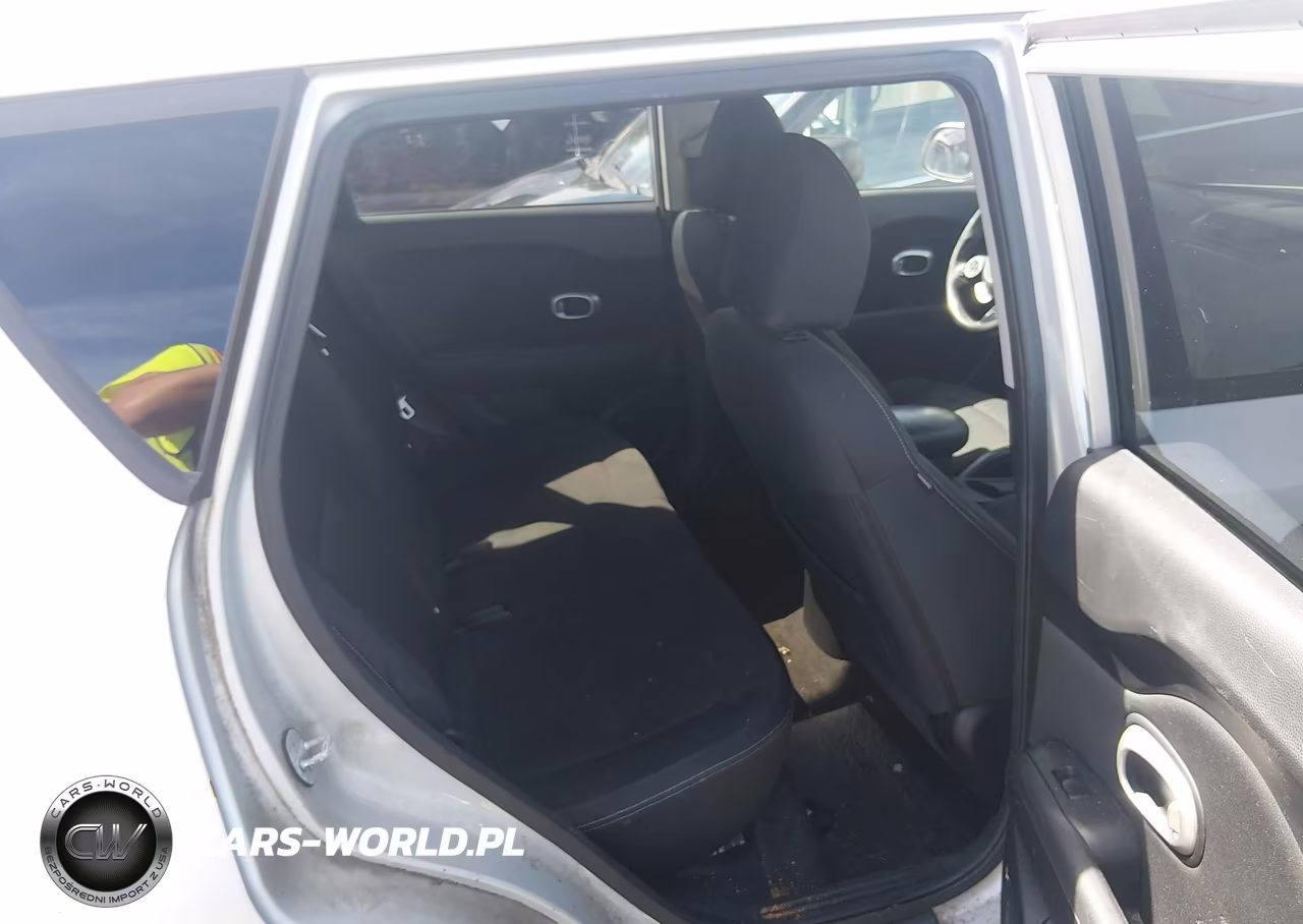 2014 Kia Soul VIN:KNDJN2A22E7716866 - 8