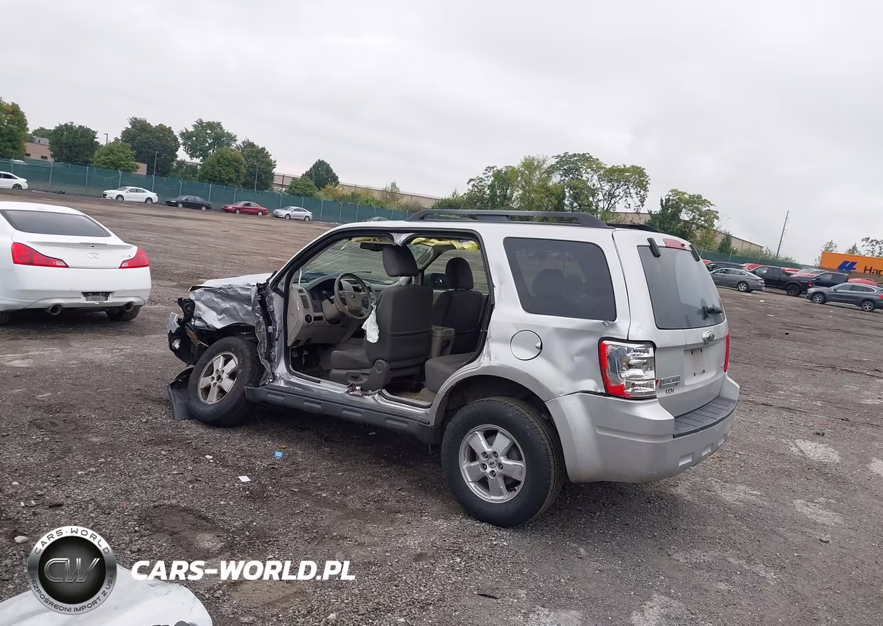 2009 Ford Escape Xlt VIN:1FMCU93749KA43378 - 3