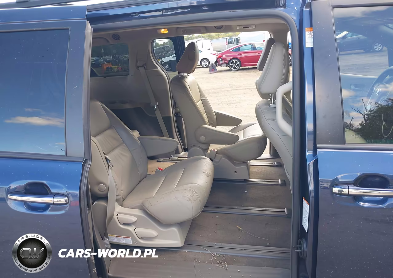 2018 Toyota Sienna Xle Premium 7 Passenger VIN:5TDDZ3DC7JS200790 - 8