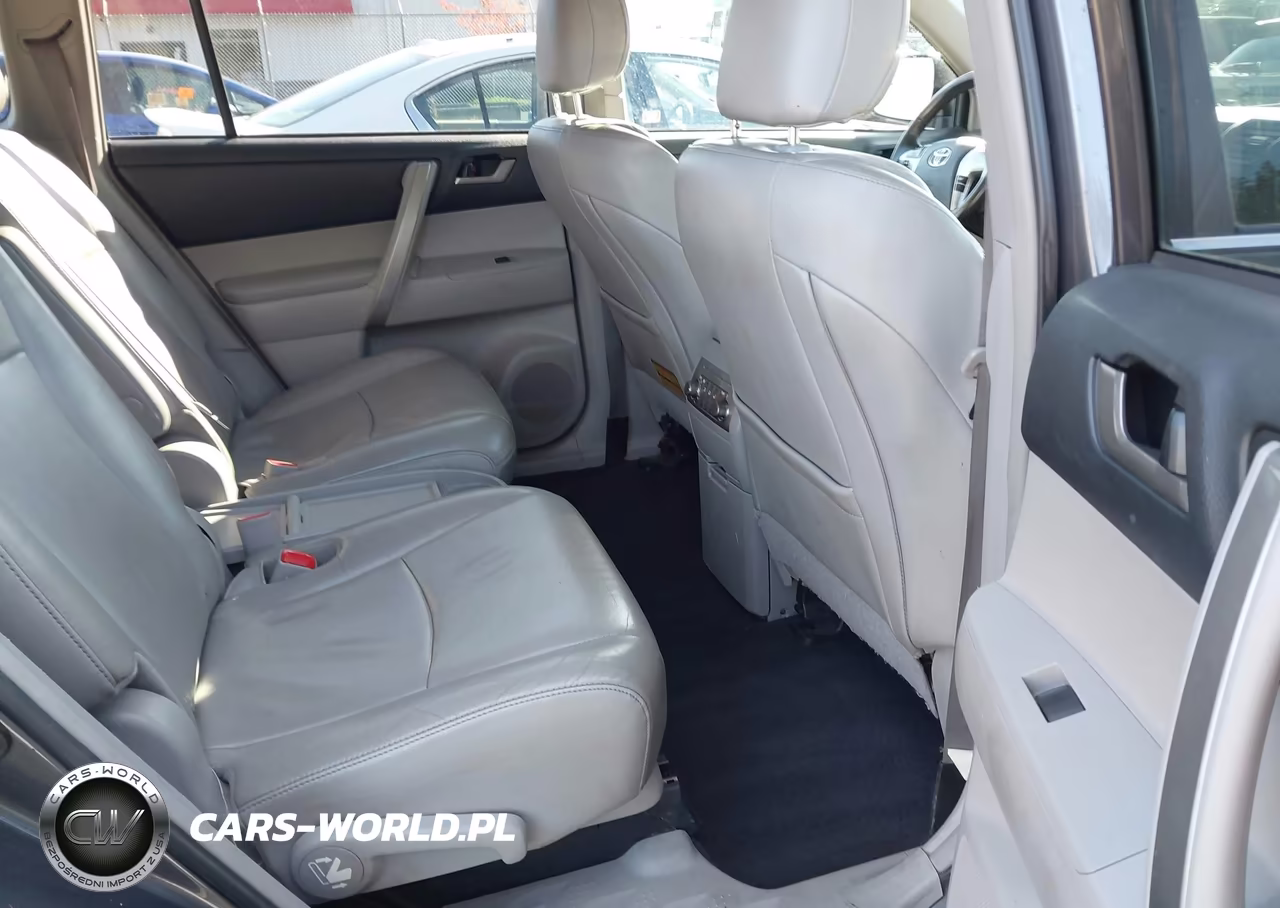 2013 Toyota Highlander Se V6 VIN:5TDBK3EH5DS204881 - 19