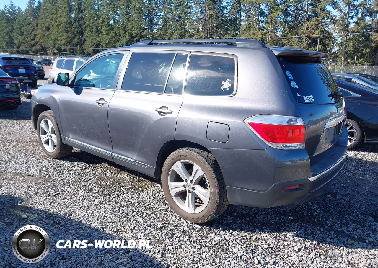 2013 Toyota Highlander Se V6 VIN:5TDBK3EH5DS204881 - 3