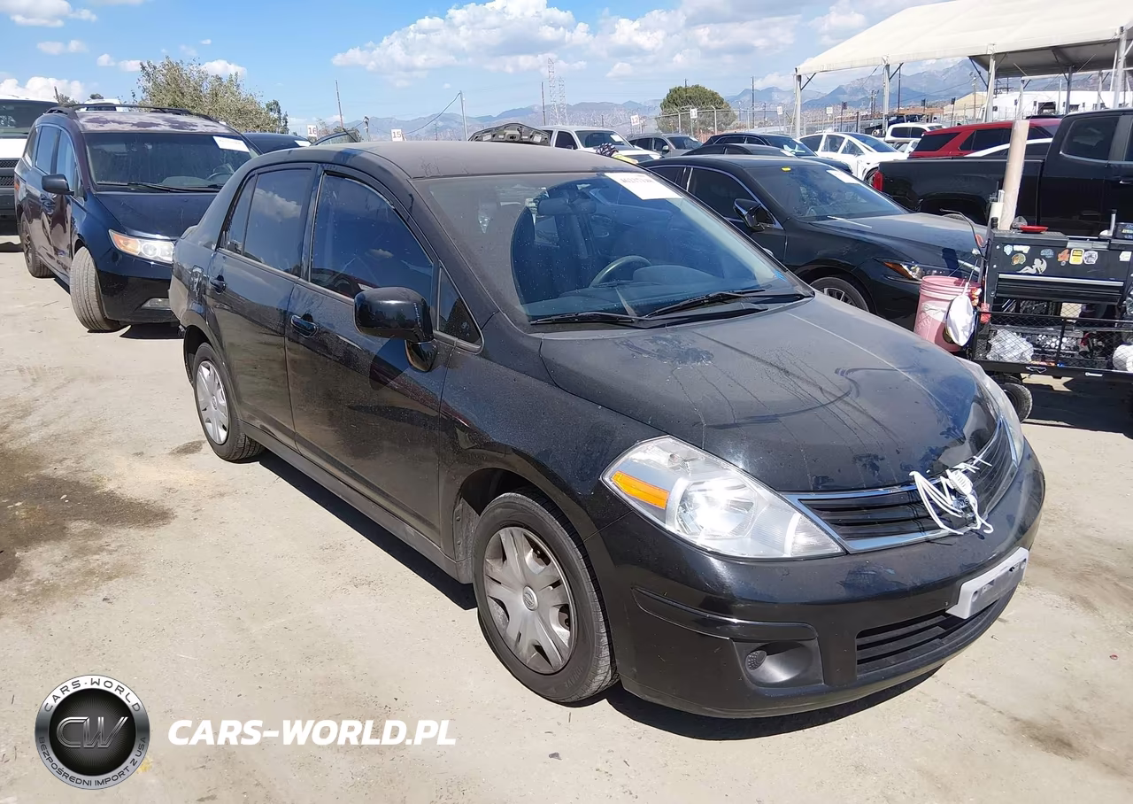 2011 Nissan Versa 1.8S
