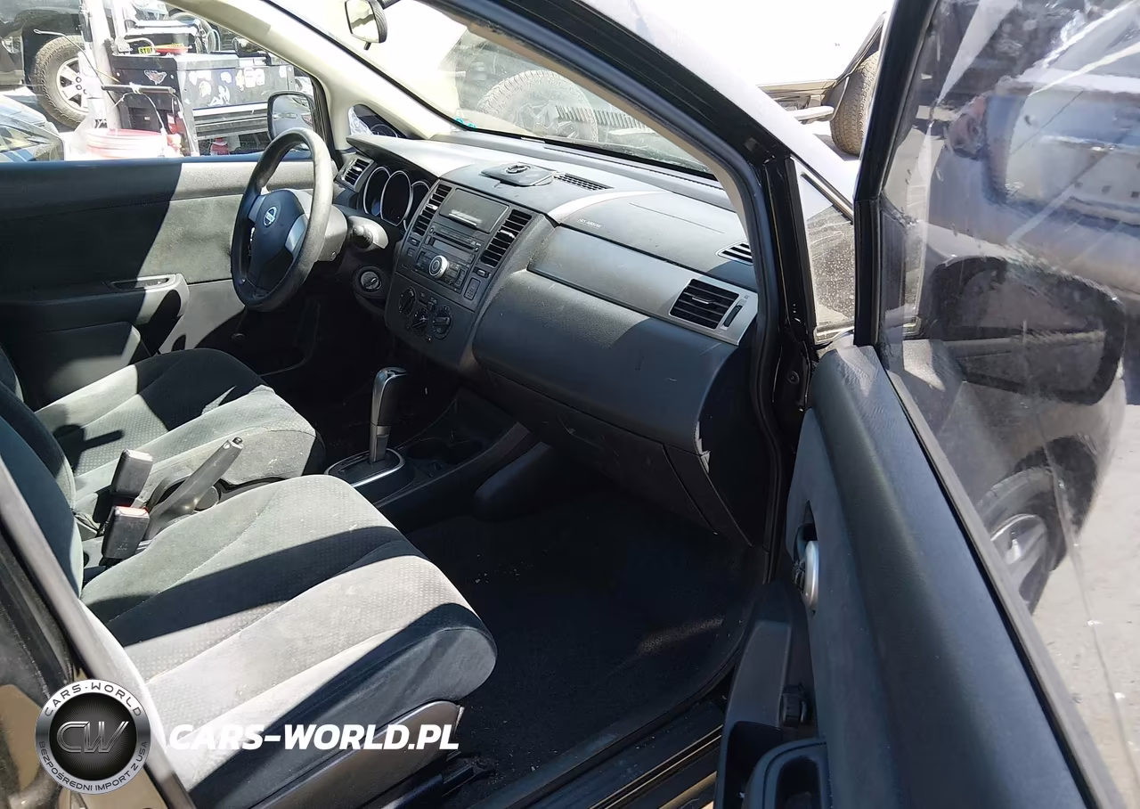 2011 Nissan Versa 1.8S VIN:3N1BC1AP3BL380767 - 5