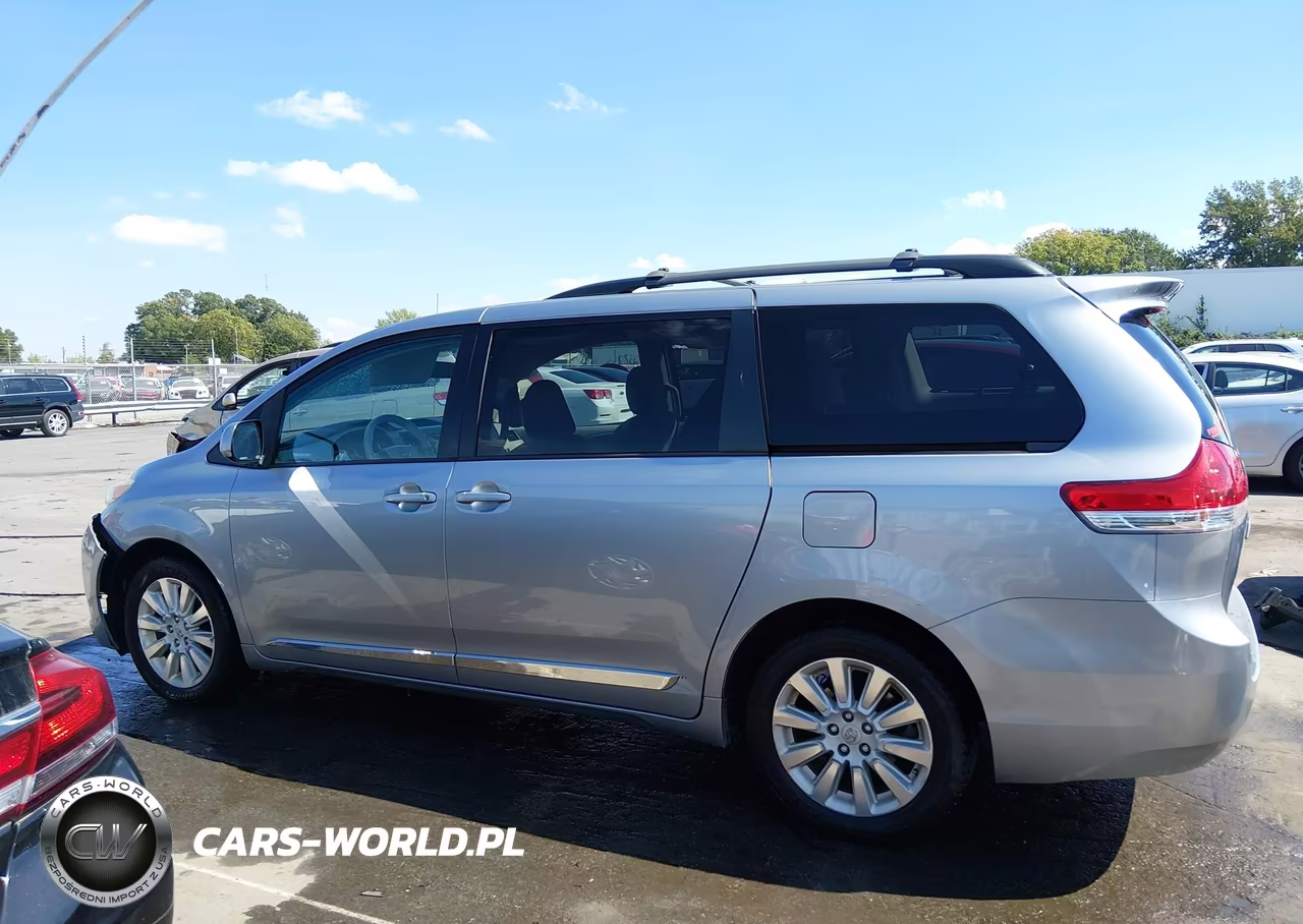 2013 Toyota Sienna Le 7 Passenger VIN:5TDJK3DC7DS068433 - 14