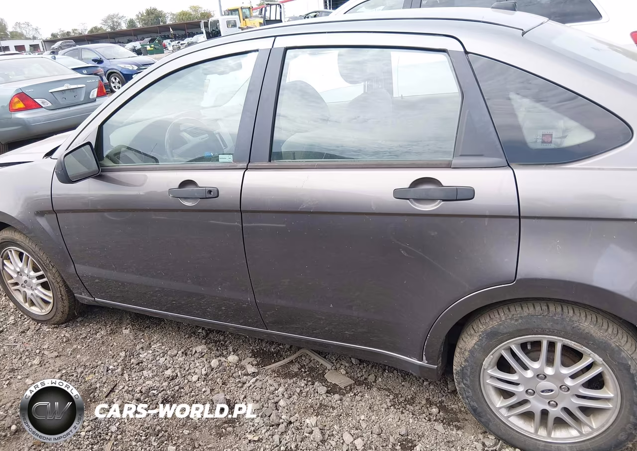 2009 Ford Focus Se VIN:1FAHP35NX9W105942 - 13