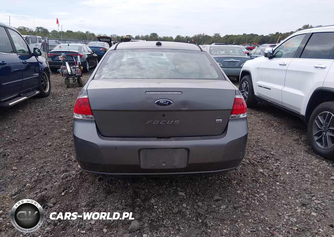 2009 Ford Focus Se VIN:1FAHP35NX9W105942 - 15
