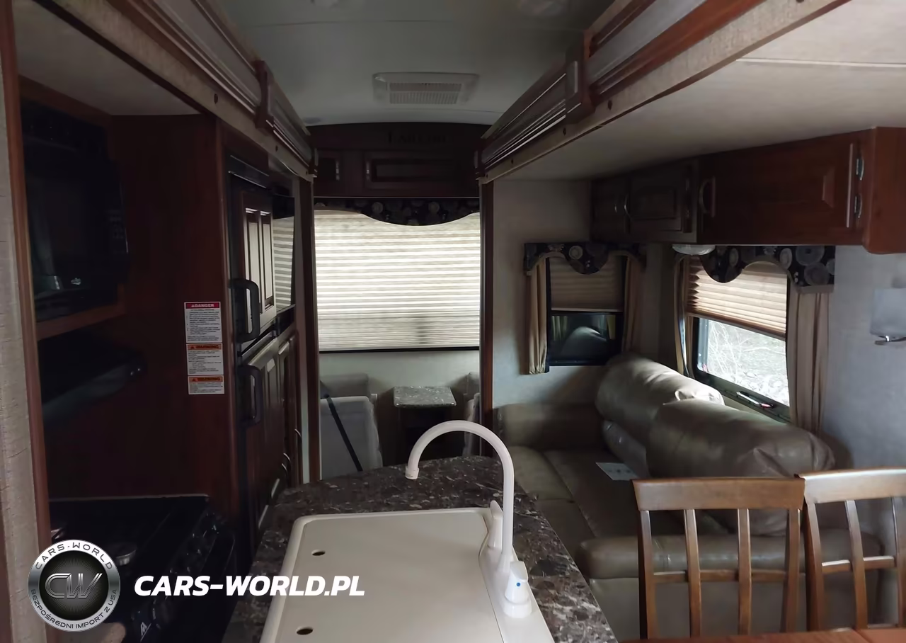 2014 Keystone Laredo VIN:4YDF27824EK602265 - 5