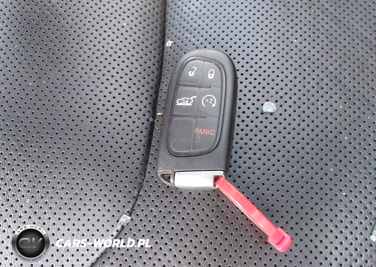 2019 Jeep Cherokee Limited 4X4 VIN:1C4PJMDX8KD489155 - 11