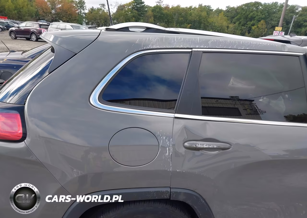 2019 Jeep Cherokee Limited 4X4 VIN:1C4PJMDX8KD489155 - 18