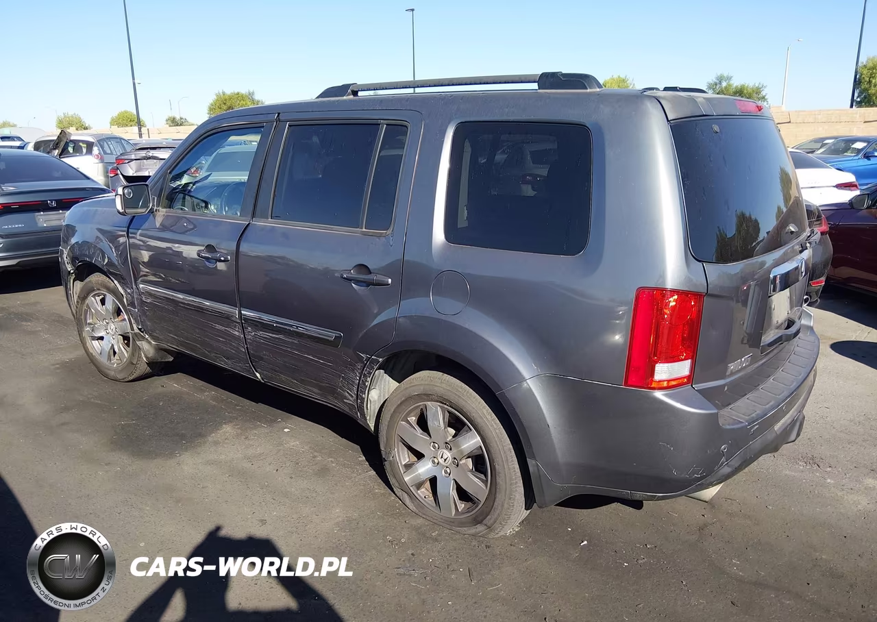 2012 Honda Pilot Touring VIN:5FNYF3H98CB013137 - 3