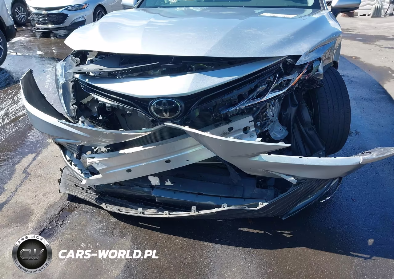 2022 Toyota Camry Le VIN:4T1C11AK4NU648419 - 17