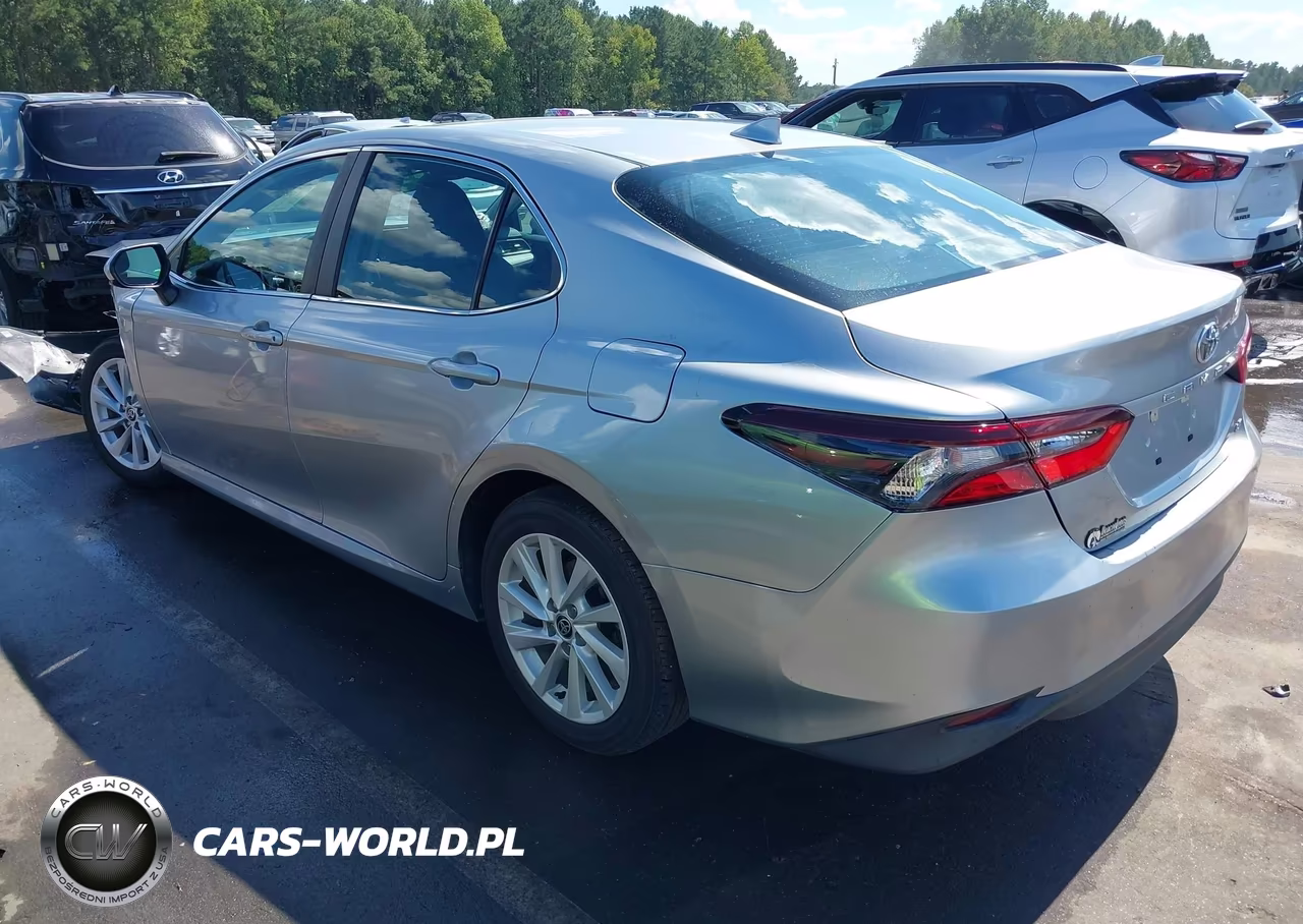 2022 Toyota Camry Le VIN:4T1C11AK4NU648419 - 3