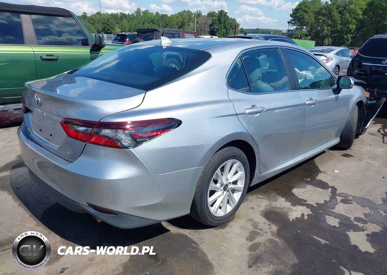2022 Toyota Camry Le VIN:4T1C11AK4NU648419 - 4