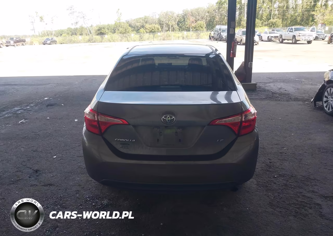 2019 Toyota Corolla Le VIN:5YFBURHE2KP880774 - 16