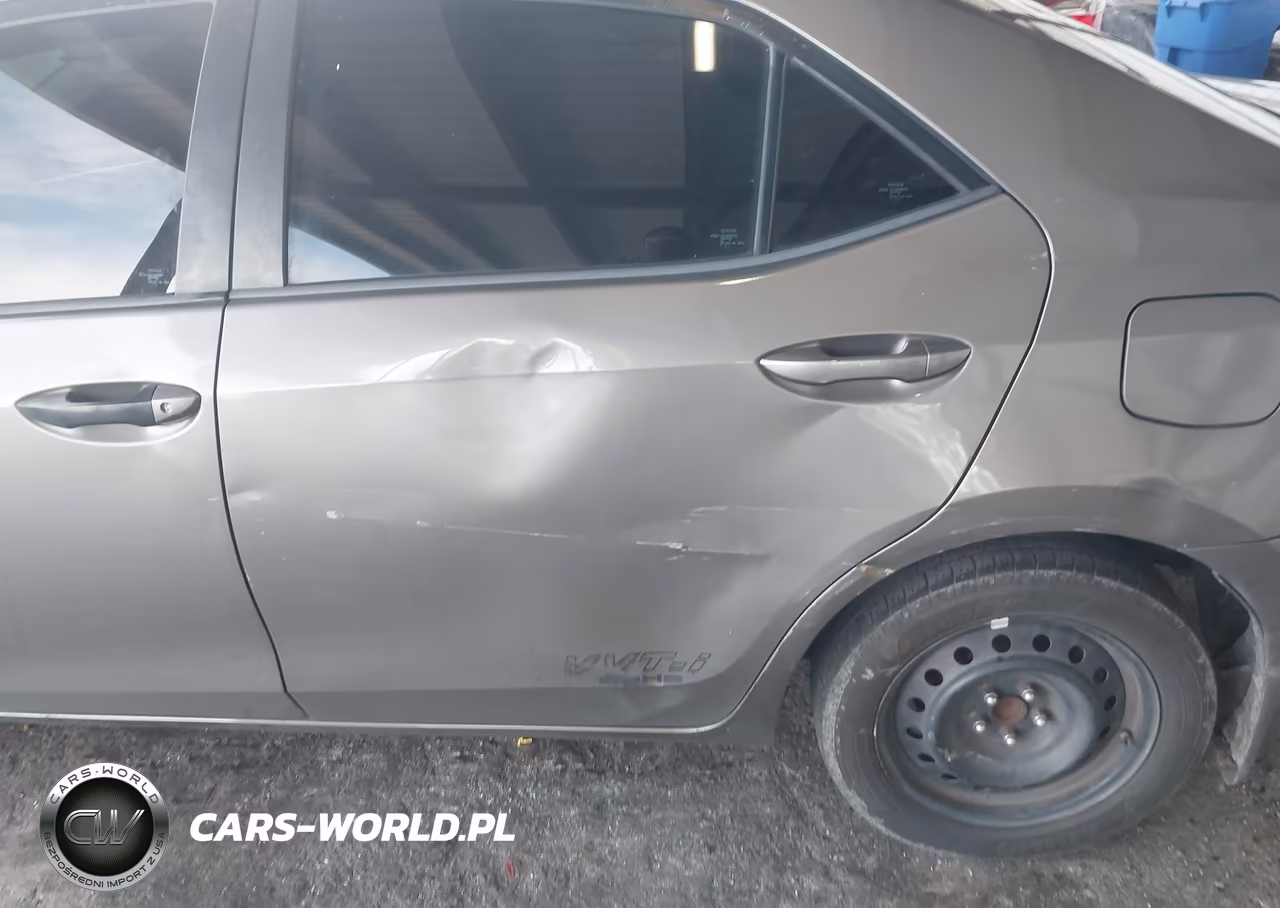 2019 Toyota Corolla Le VIN:5YFBURHE2KP880774 - 6