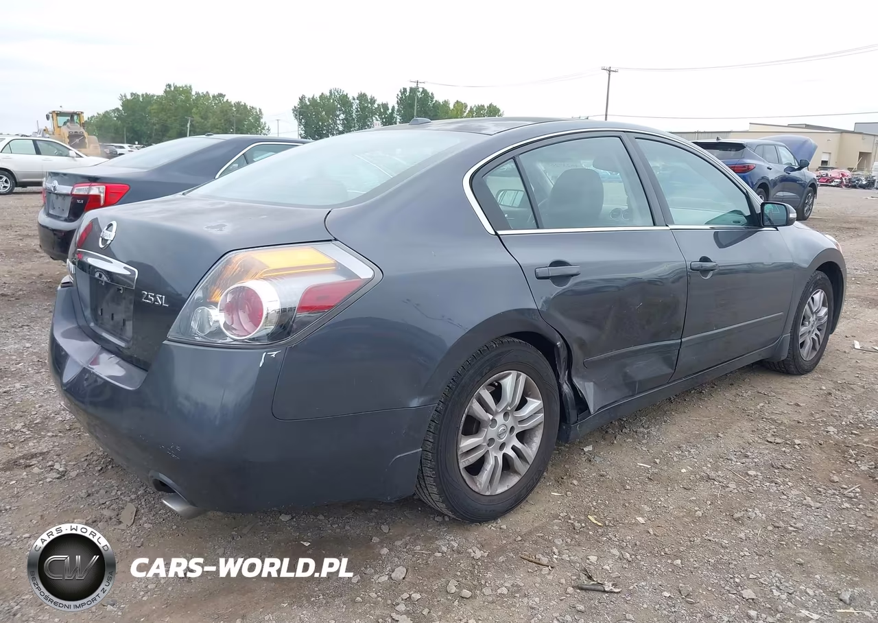 2010 Nissan Altima 2.5 S VIN:1N4AL2AP6AN441709 - 4