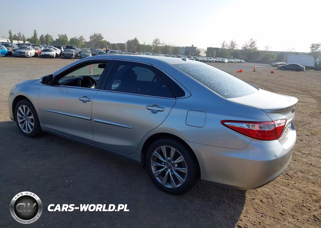 2015 Toyota Camry Hybrid Xle VIN:4T1BD1FK0FU167516 - 3