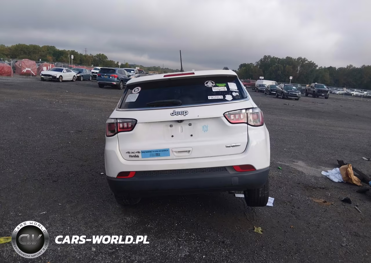 2022 Jeep Compass Latitude 4X4 VIN:3C4NJDBBXNT111027 - 16