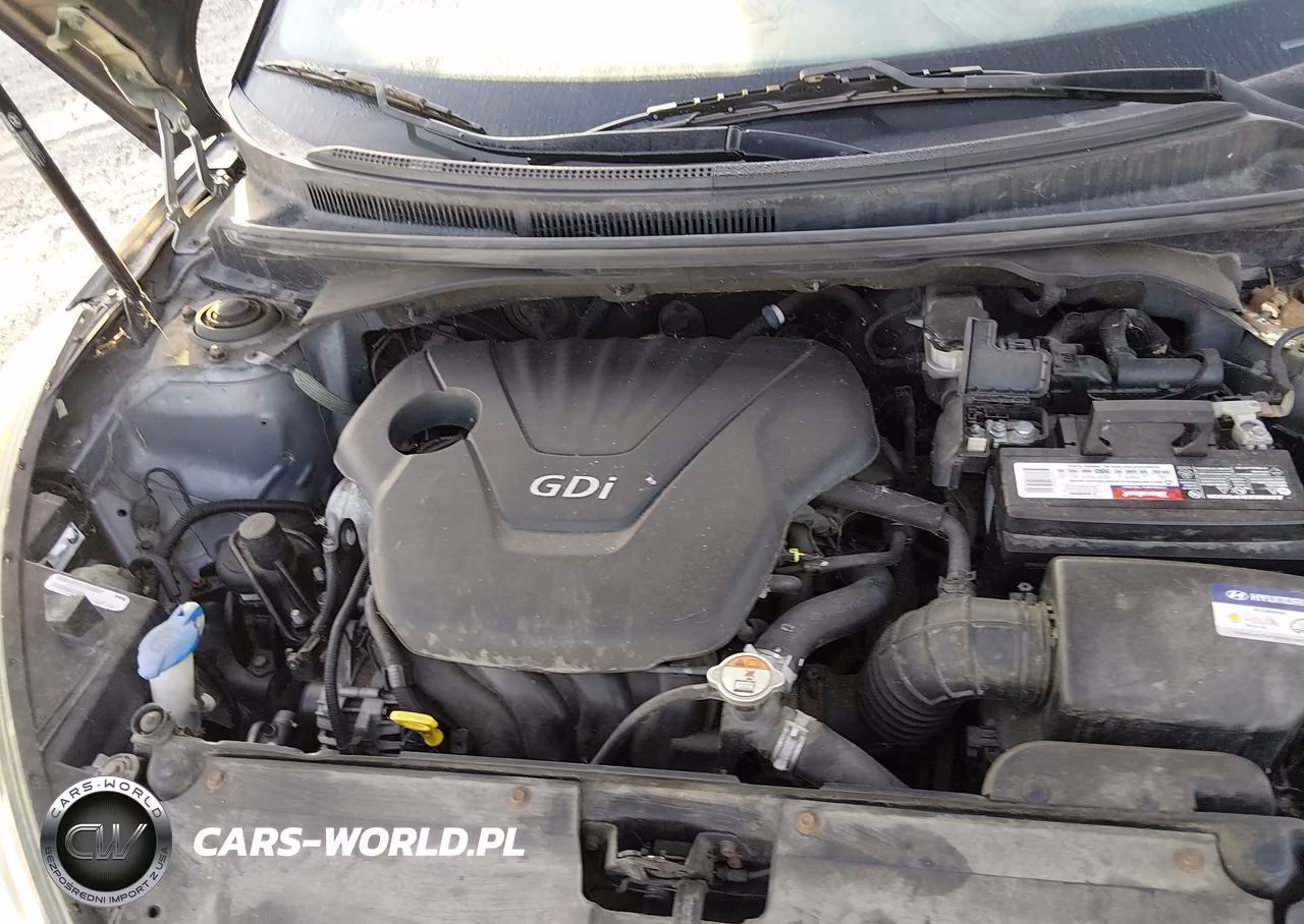 2016 Hyundai Veloster VIN:KMHTC6AD3GU262702 - 10