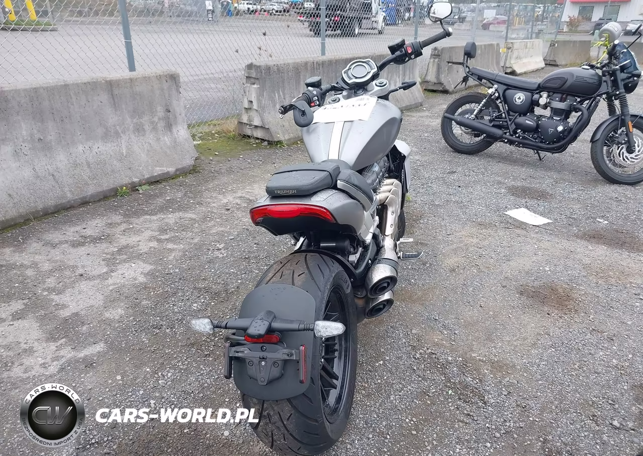2023 Triumph Motorcycle Rocket 3 R VIN:SMTG11JX1PTBC2419 - 4
