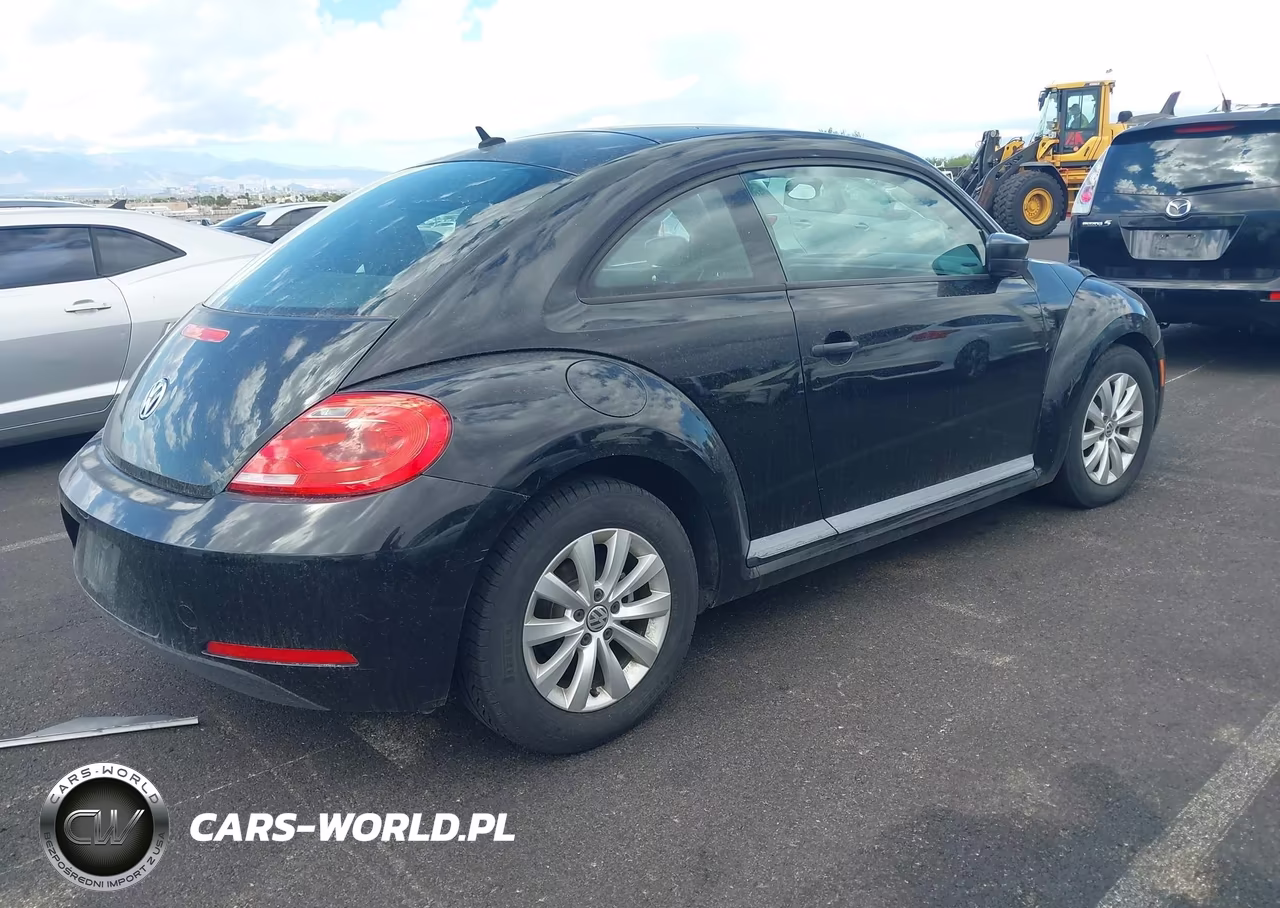 2014 Volkswagen Beetle 1.8T Entry VIN:3VWF17ATXEM641005 - 4