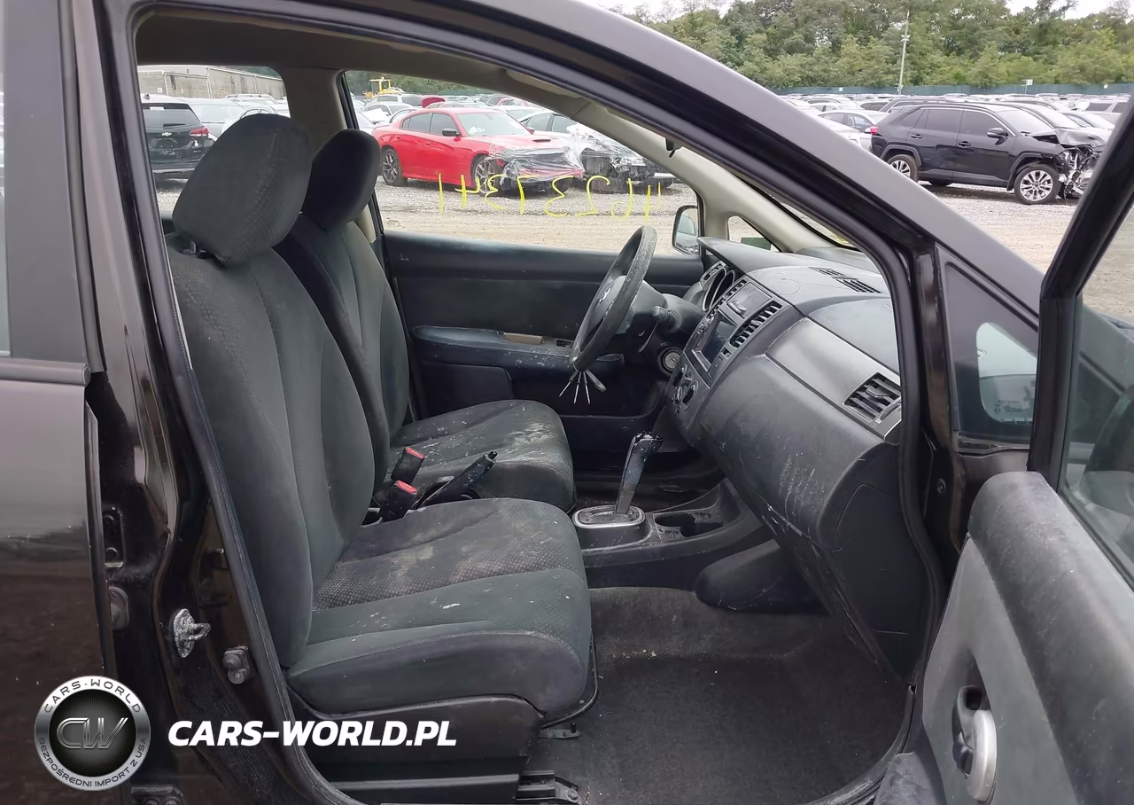 2011 Nissan Versa 1.8S VIN:3N1BC1CP4BL393038 - 5