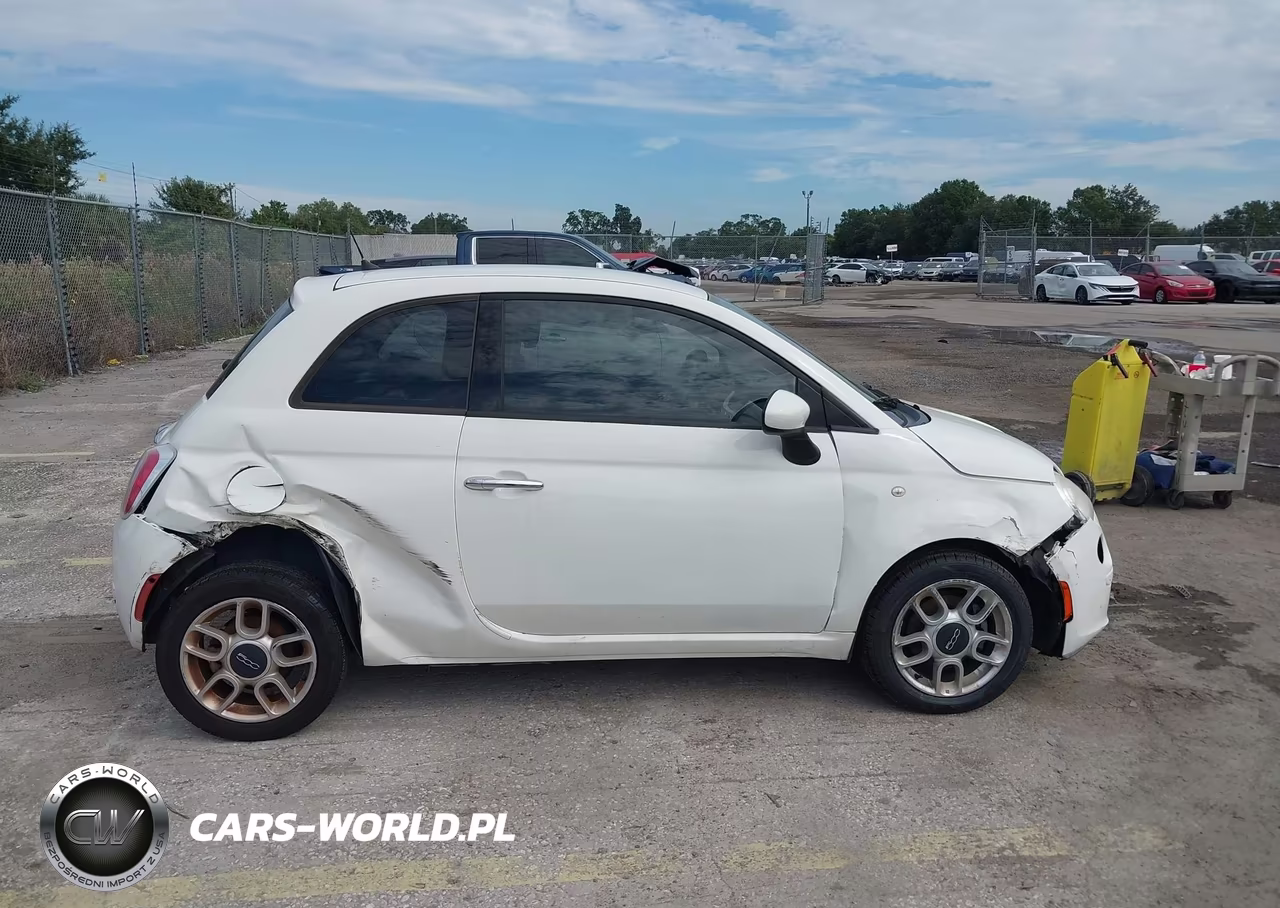 2015 Fiat 500 Pop VIN:3C3CFFAR4FT623827 - 13