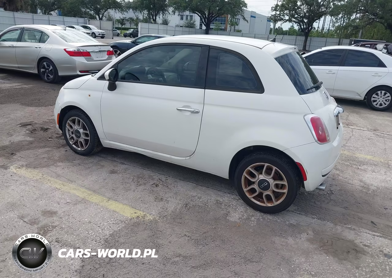 2015 Fiat 500 Pop VIN:3C3CFFAR4FT623827 - 3