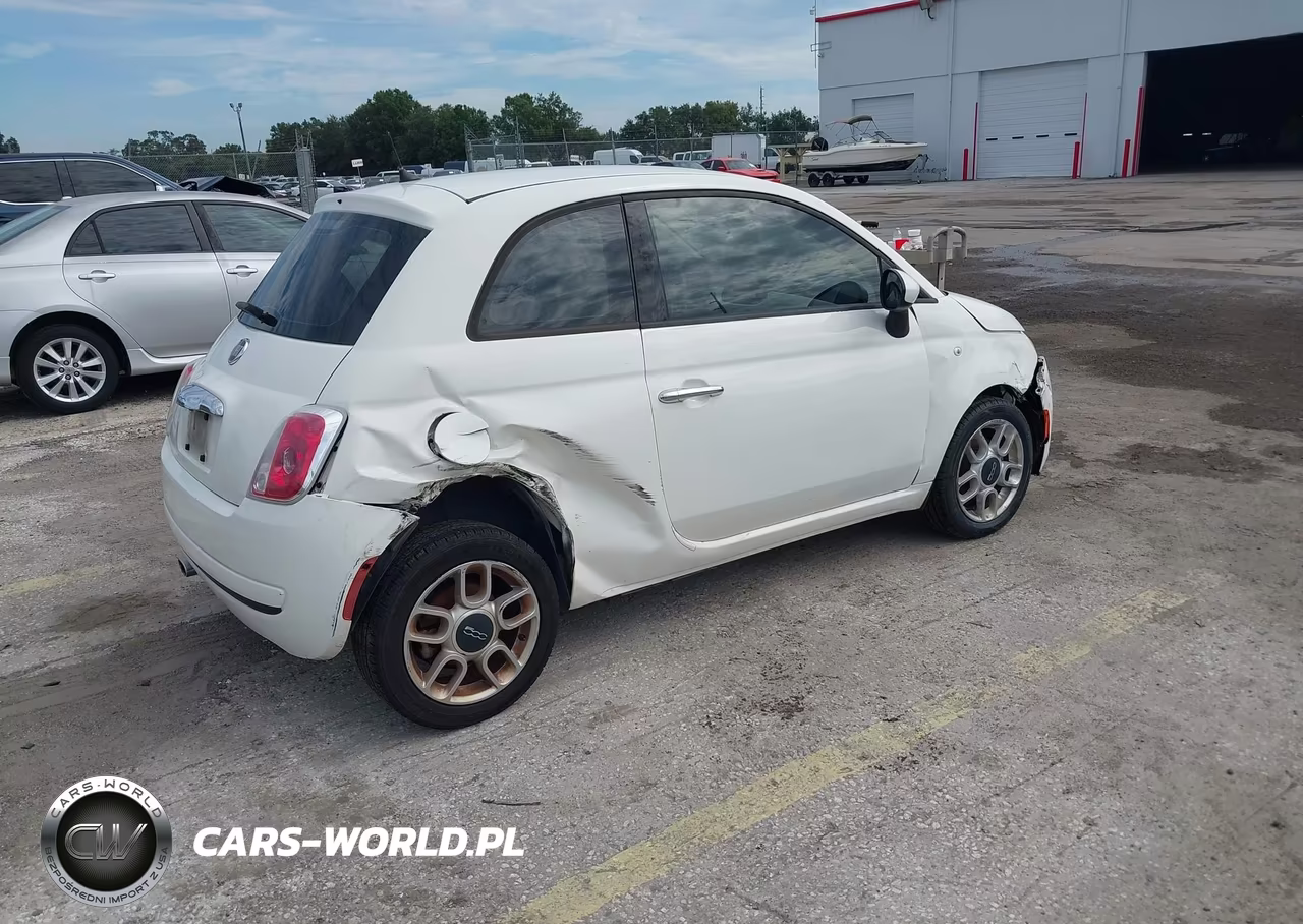 2015 Fiat 500 Pop VIN:3C3CFFAR4FT623827 - 4
