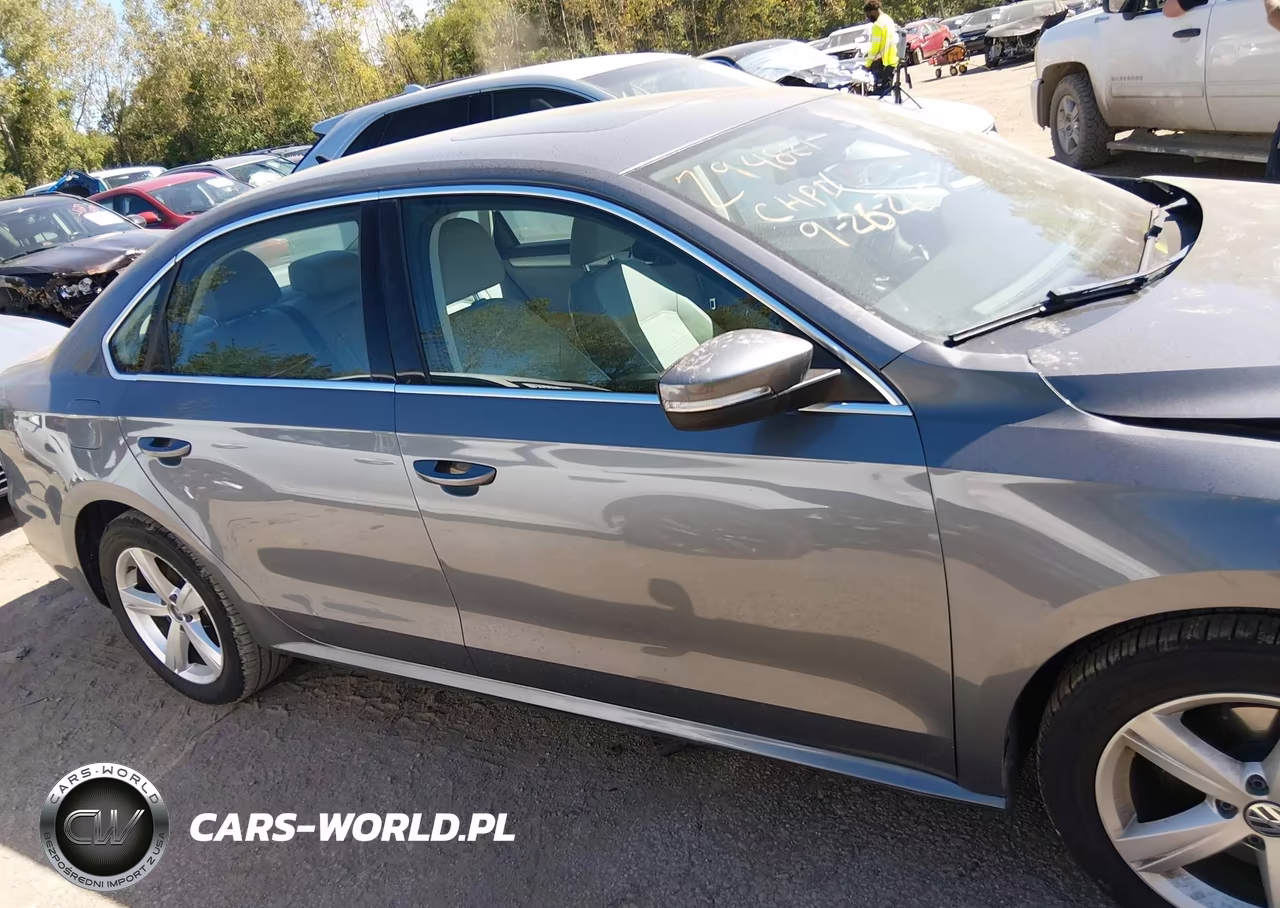 2013 Volkswagen Passat 2.5L Se VIN:1VWBP7A37DC020883 - 13