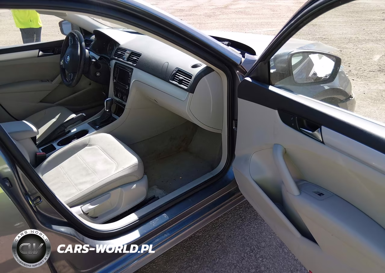 2013 Volkswagen Passat 2.5L Se VIN:1VWBP7A37DC020883 - 5