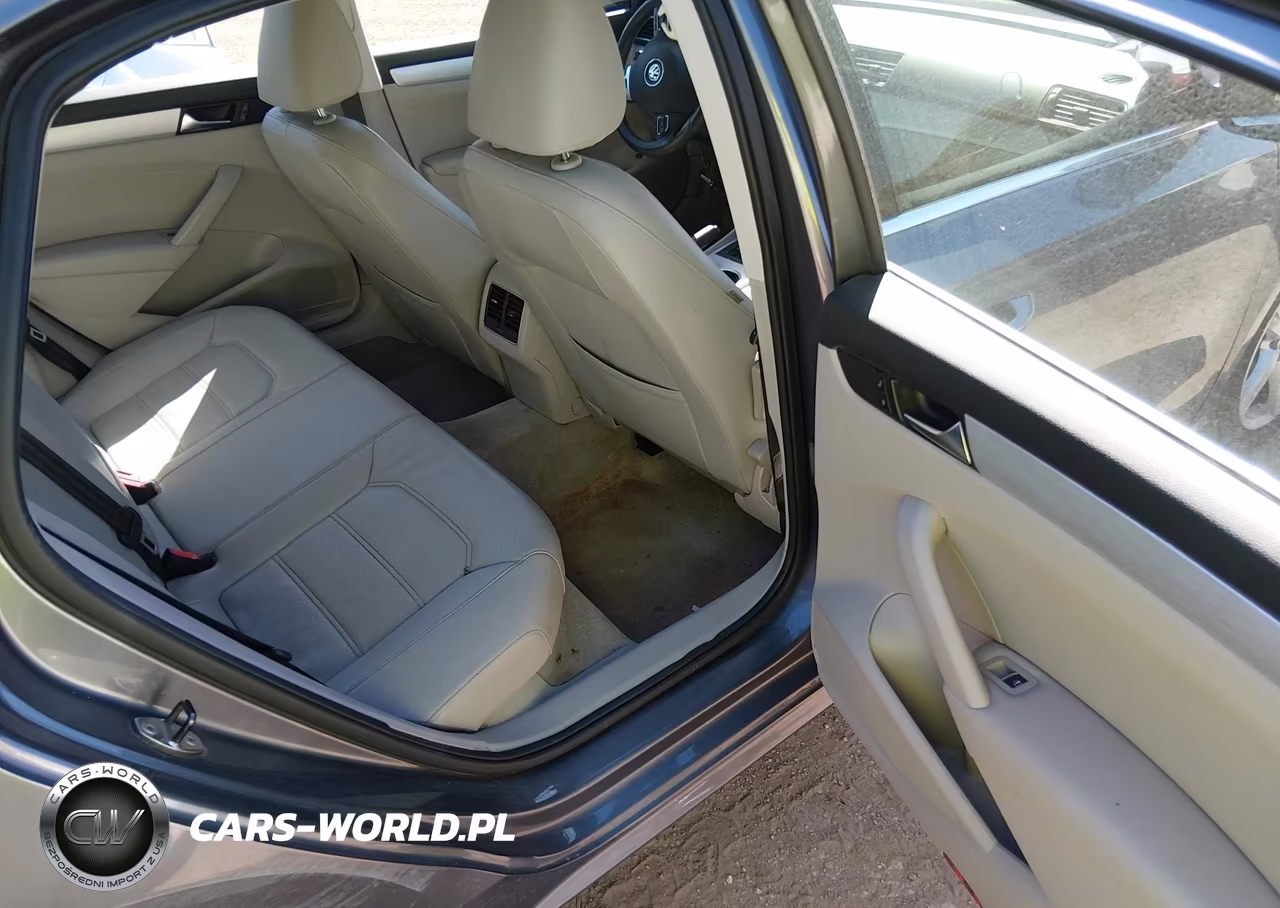 2013 Volkswagen Passat 2.5L Se VIN:1VWBP7A37DC020883 - 8