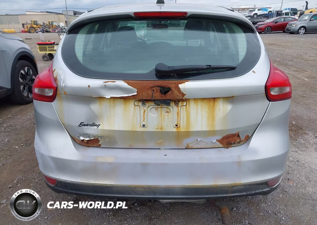 2015 Ford Focus Se VIN:1FADP3KEXFL274066 - 15